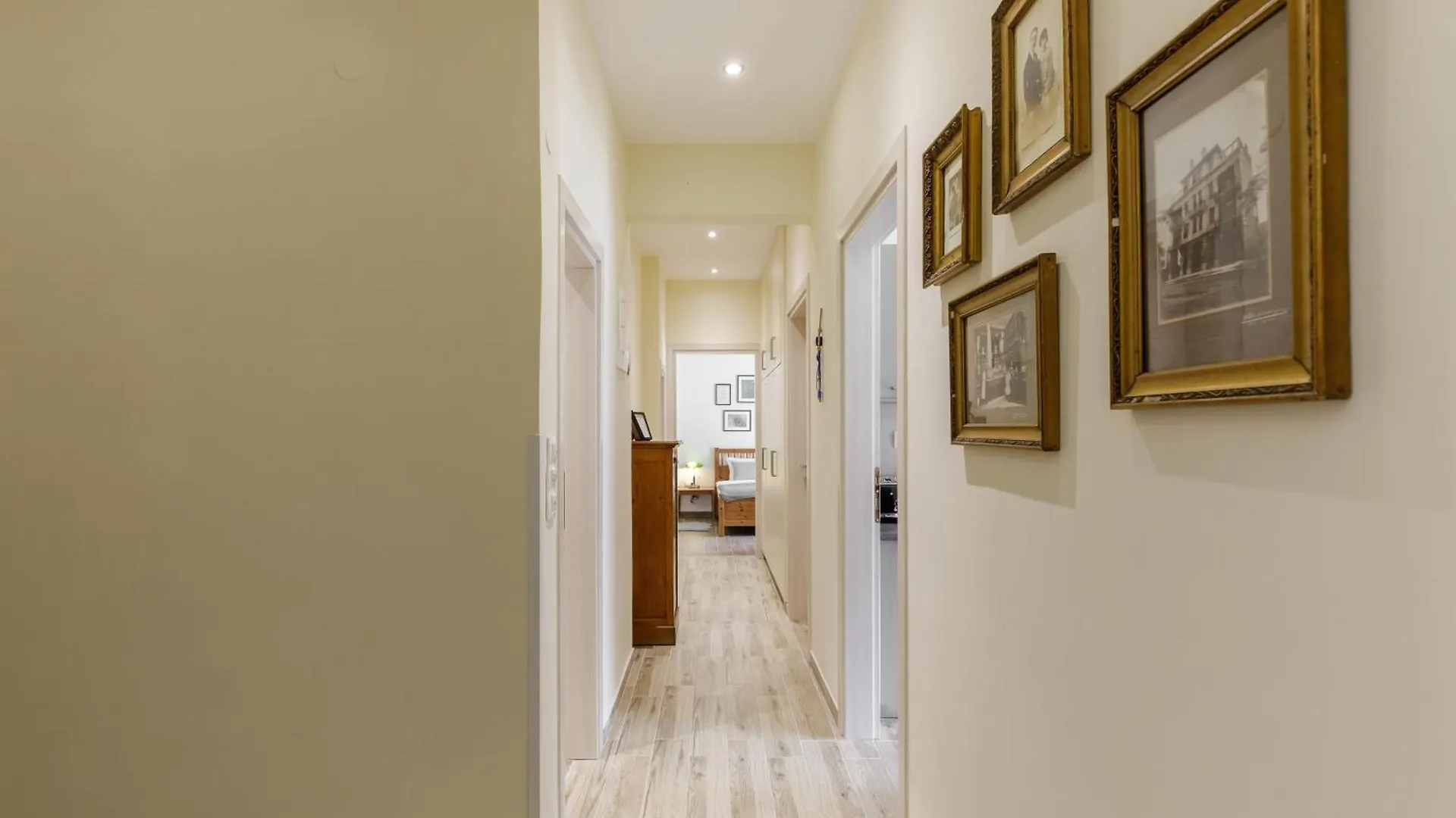 Leonardo By Halu!, Mondern Apartment In The Center Salonic